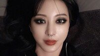 [DA:이슈] 한예슬, 코걸이 스타일링 갑롭을박→실검 씹어먹는 중 (종합)