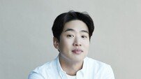 [DA:인터뷰] ‘해치지 않아’ 안재홍 “북극곰 탈 쓰고 연기, 프로필 돌리던 시절 생각나”