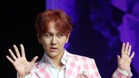 [DA:현장] 김수찬, 방시혁 손잡고 ‘엉덩이’로 컴백…“차트인 살짝 머무르고파” (종합)