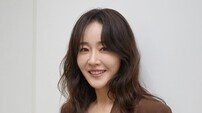 [DA:인터뷰②] ‘산후조리원’ 엄지원 “출산 경험 無…다큐멘터리 보며 연구”