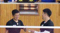 '축구야구말구' 박찬호X이영표X승희, 깜짝 놀란 초등학생 고수의 배드민턴 실력은?