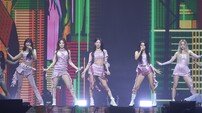 (여자)아이들, ‘K팝 퀸카’ 그 자체…화끈한 공연 맛집 [리뷰]