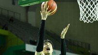 ‘김종규 26점’ DB, 현대모비스 꺾고 3연승…가스공사 6연패