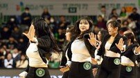 치어리더 ‘발랄 댄스’ [포토]