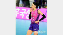 우승 갈망하는 ‘배구여제’ 김연경…‘아쉬운 FA 시장’ 흥국생명은 어떤 계획을?