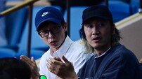 유재석-이광수, 오늘은 박수 머신 [포토]