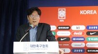 [사커토픽] ‘정해성 깜짝 사퇴’ 한국축구, ‘포스트 클린스만’ 선임 작업은 계속…외국 사령탑 ‘무게’
