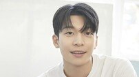 ‘졸업’ 위하준 “첫 로맨스 주연, 눈빛 좀 말랑해졌나요?” [인터뷰]