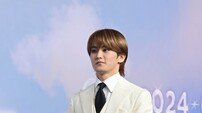 NCT 마크, 자필 편지로 전한 진심 “NCT와 시즈니에게 평생 감사”