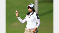[LPGA 롯데 챔피언십 2R] 김아림 9언더파 공동 1위, 황유민 6언더파 공동 7위