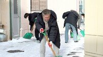 장세일 영광군수, 관내 시가지 제설 작업 나서