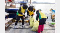 신천지자원봉사단 진해지부, 속천 유람선 선착장 일대서 환경 정화 나서