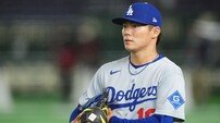 ‘1이닝 5실점 잊어’ 야마모토, 도쿄서 서울 굴욕 씻나