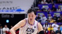 “이 순위에 있을 팀은 아니지 않나” 부활 기쁨보다 아쉬움이 큰 KCC 이승현의 책임감