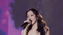 ‘亞 투어 순항 중’ 태연…“사계절 내내 S♥NE의 행복”
