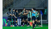 승부차기에서 웃은 U-17 백기태호, 아시안컵 8강서 타지키스탄 꺾고 준결승행