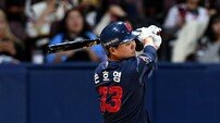 손호영, 찬스에서 2타점 적시타!