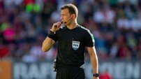 토트넘-맨유 UEL 결승에 배정된 주심이 승부조작 연루 징계자?…경력과 명성 재건에도 의심의 눈초리는 여전해