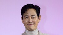 이정재 또 판 벌여… K-POP 첩보 ‘시크릿 아이돌’ 제작 [공식]