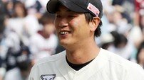 “나 자신을 채찍질 하겠다” SSG 김광현, FA 시장 나가지 않고 2년 계약만 고집한 이유