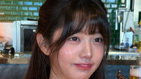 아이브 장원영, 맥주 거품 귀여워…민낯+물광 피부 감탄만 [DA★]