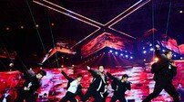 “MONSTA X”…몬스타엑스, 10주년 공연 ‘비스트모드’로 열었다