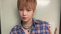 ‘아이돌픽’ 강다니엘, 여름 휴가 브이로그가 보고 싶은 아이돌 [DA:차트]
