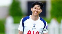 LAFC행 급물살 탔는데…“손흥민은 다음 시즌 중요한 역할을 할 것”, ‘리빙 레전드’ 거취 언급한 프랑크 감독→함께 하자는 메시지?