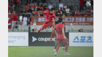 미국 원정은 ‘홍명보호’의 진짜 시험대, 수비라인 재편 중심에는 젊은 센터백…대표팀의 실험은 계속된다
