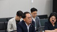 경기도의회 안광률 위원장, 학교운영위원 자격 검증 강화 조례안 상임위 통과