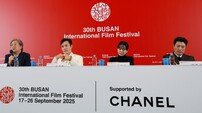 “감개무량”…박찬욱 감독의 첫 부국제 개막작 ‘어쩔수가없다’ (종합)[30th BIFF]