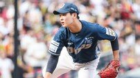 최고 157㎞ 강속구 펑펑! 이렇게 위력적일 수가…특급 유망주 신영우, 값진 데뷔 첫 승
