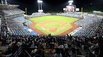 ‘최초 1200만 관중’ 돌파한 KBO리그, 치명적 ‘KIA 마이너스’에도 흥행 대박