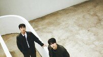 데이식스, 시크한 블랙룩…‘잘생김’ 서비스 넘치네 [화보]