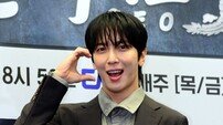 씨앤블루 정용화 “내년 결혼? 스케줄에 없어” 쿨한 해명