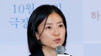‘하얀 차’ 감독 “코로나 때 14일 만에 촬영…정려원·이정은과 꿈 이뤘다”