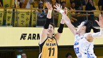 강이슬 27점·11리바운드 맹활약…KB스타즈, 우리은행 제압하고 단독 1위 [SD 청주 리포트]