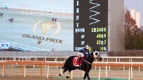 [경마]10년·27년·34년 만에 부활한 기록들…3세마 신기록까지 쓴 ‘클린원’, 제43회 그랑프리(G1) 제패
