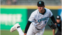 [단독] 한화, 새 외국인 투수 오웬 화이트 영입…2026시즌 외국인 선수 구성 완료