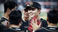 “아쉬움 컸던 첫 WBC, 두 번째는 잘하겠다”…소형준의 ‘10승 기운’ 국제대회까지 이어갈까