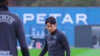 새해 복 받는 PSG 이강인, 허벅지 부상 회복 후 훈련 재개…1월부터 실전 복귀 가능성