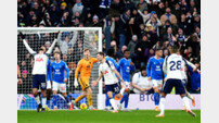 토트넘, 선덜랜드전 1-1 무승부…EPL 13위로 한계단 하락-팬들의 야유↑