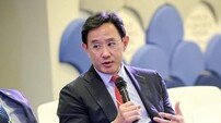 최윤범 고려아연 회장, 다보스 ‘10년짜리 광물 전략’