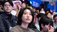 [SD 춘천 라이브] 별들의 잔치에 등장한 ‘배구여제’ 김연경, 은퇴 후에도 존재감은 여전…코트 아닌 관중석에서도 멈추지 않은 환호