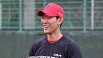 “정우주와 함께 성장할 것”…‘구위형 투수 수집’ 한화, 150㎞↑트리오 구성한다