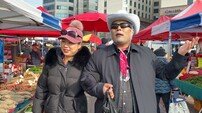 웃음으로 시작해 향수로 도착하다, ‘낭만부부’ 김해준 나보람의 하이퍼리얼 중년 코미디