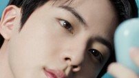 방탄소년단 진, 또 얼굴로 끝냈다…43% 몰표