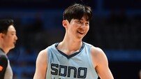기다려라 6강! 이정현 30점+나이트 21점 폭발…소노, KCC 꺾고 2연승 질주 [SD 고양 스타]