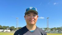 “훈련량 자체가 다르죠” KIA와 이별한 이정호 코치, 오키나와서 니혼햄 유니폼 입은 사연