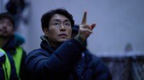 ‘휴민트’ 류승완 감독 “인신매매 분노가 출발점…비판 감사히 받겠다” [DA:인터뷰③]